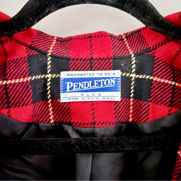 Vintage Pendleton Women's Red Plaid Wool Blazer - Picture 2 of 9
